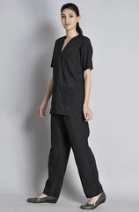 Classic Women's 3-Pocket Black Scrub Suit